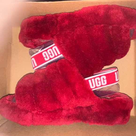 UGG Fluff Yeah Slide in Red - Picture 1 of 4